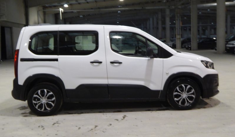 
								PEUGEOT Rifter Active Standard BlueHDi 100 CV lleno									