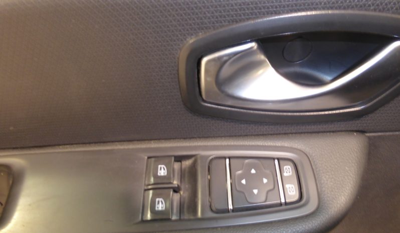 
								Renault Clio Business SCe  70CV lleno									