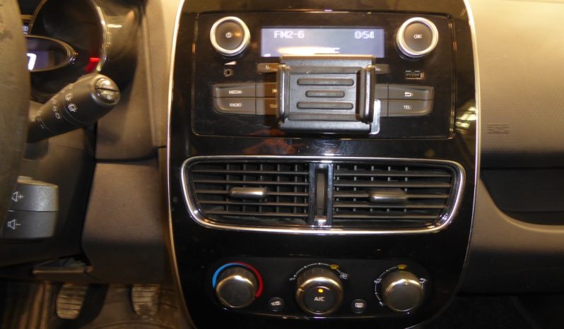 
								Renault Clio Business SCe  70CV lleno									