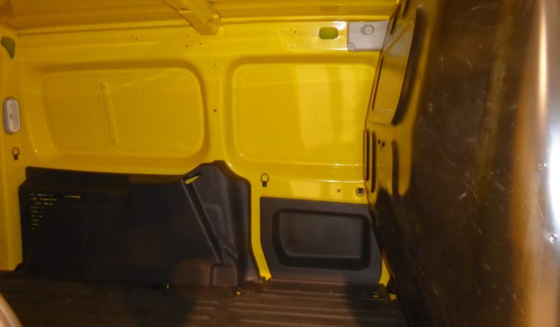 
								RENAULT Kangoo Maxi 2p dCi 90CV E6 lleno									