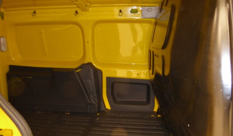 
								RENAULT Kangoo Maxi 2p dCi 95CV E6 lleno									