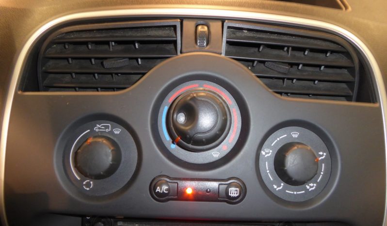 
								RENAULT Kangoo Maxi 2p dCi 95CV E6 lleno									