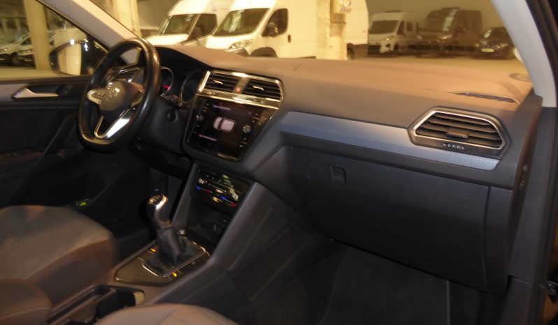 
								Volkswagen Tiguan Life 2.0 TDI, 150CV lleno									