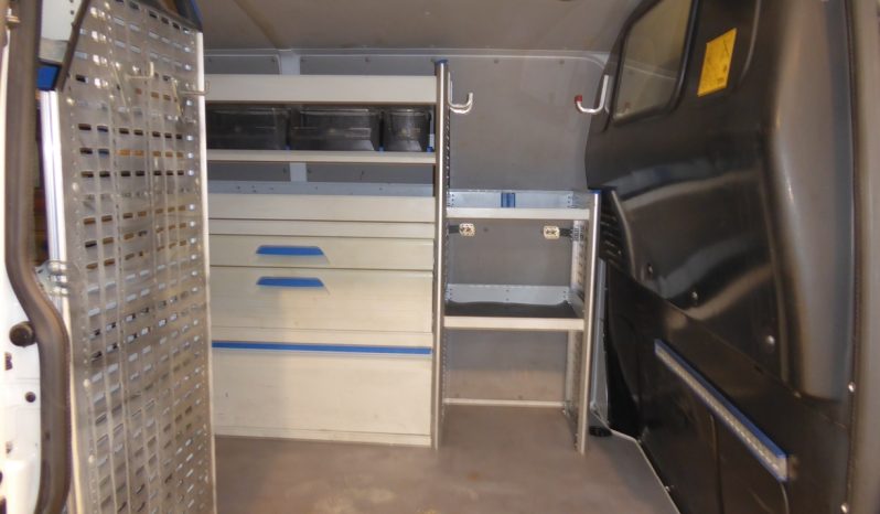 
								Volkswagen Transporter Furgon Corto TM 2.0 TDI 150CV, 4 motion lleno									