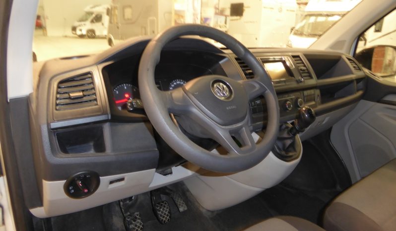 
								Volkswagen Transporter Furgon Corto TM 2.0 TDI 150CV, 4 motion lleno									