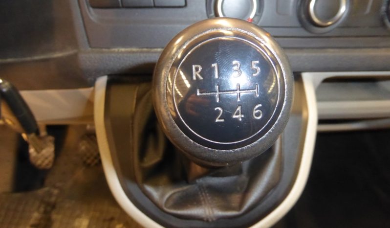 
								Volkswagen Transporter Furgon Corto TM 2.0 TDI 150CV, 4 motion lleno									