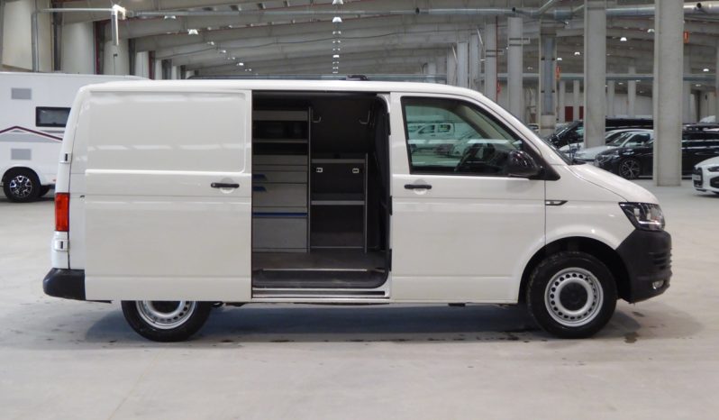 
								Volkswagen Transporter Furgon Corto TM 2.0 TDI 150CV, 4 motion lleno									