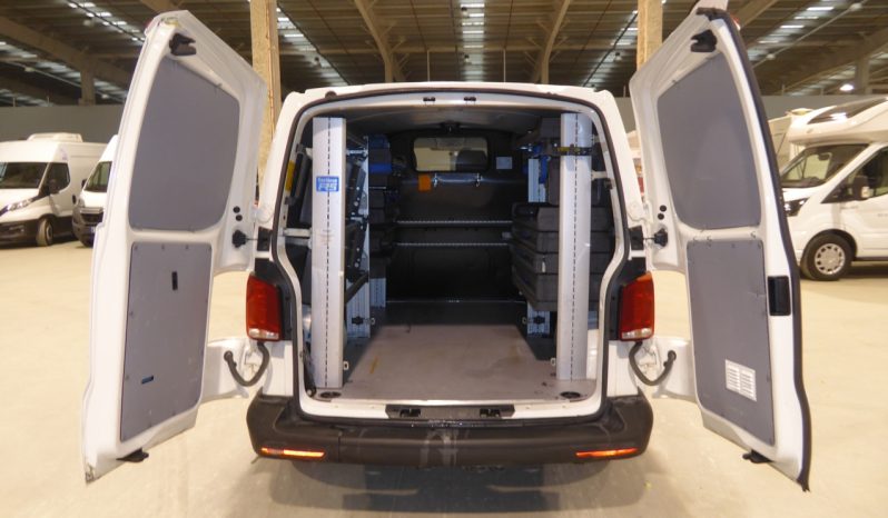 
								Volkswagen Transporter Furgon Corto TM 2.0 TDI 150CV, 4 motion lleno									