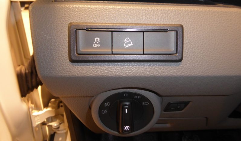 
								Volkswagen Transporter Furgon Corto TM 2.0 TDI 150CV, 4 motion lleno									