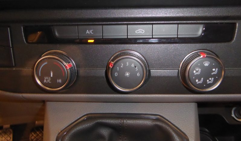 
								Volkswagen Transporter Furgon Corto TM 2.0 TDI 150CV, 4 motion lleno									