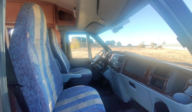 
								CAMPER HYMER ERIBA VAN PERFILADA COMPACTA 6 MTS CAMA TRANSVERSAL + MALETERO lleno									