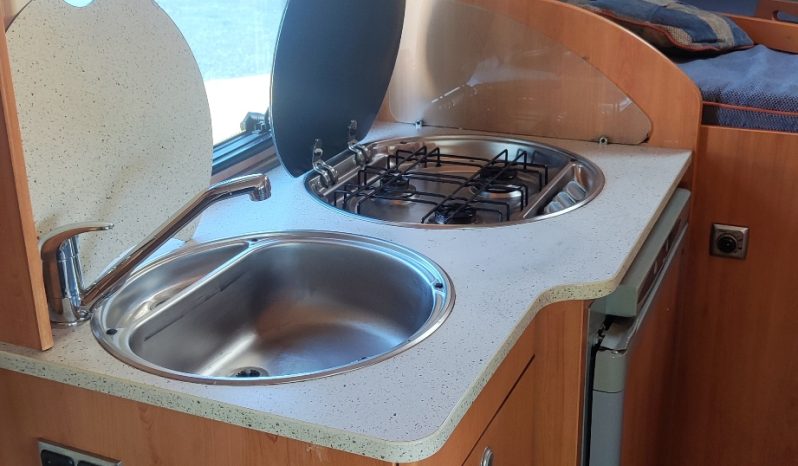 
								CAMPER HYMER ERIBA VAN PERFILADA COMPACTA 6 MTS CAMA TRANSVERSAL + MALETERO lleno									