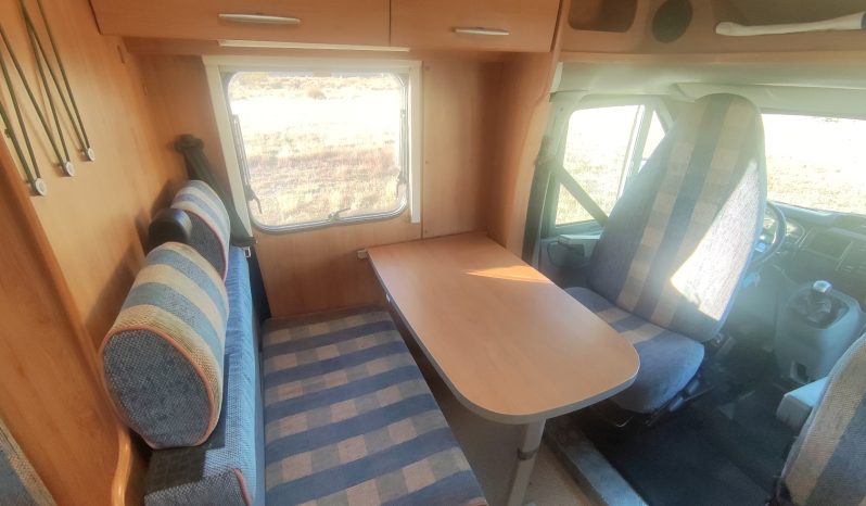 
								CAMPER HYMER ERIBA VAN PERFILADA COMPACTA 6 MTS CAMA TRANSVERSAL + MALETERO lleno									