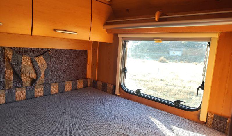 
								CAMPER HYMER ERIBA VAN PERFILADA COMPACTA 6 MTS CAMA TRANSVERSAL + MALETERO lleno									