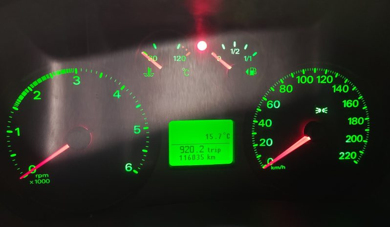 
								CAMPER HYMER ERIBA VAN PERFILADA COMPACTA 6 MTS CAMA TRANSVERSAL + MALETERO lleno									