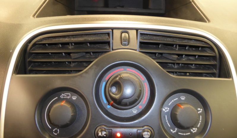 
								RENAULT Kangoo Maxi 2p dCi 90CV E6 lleno									