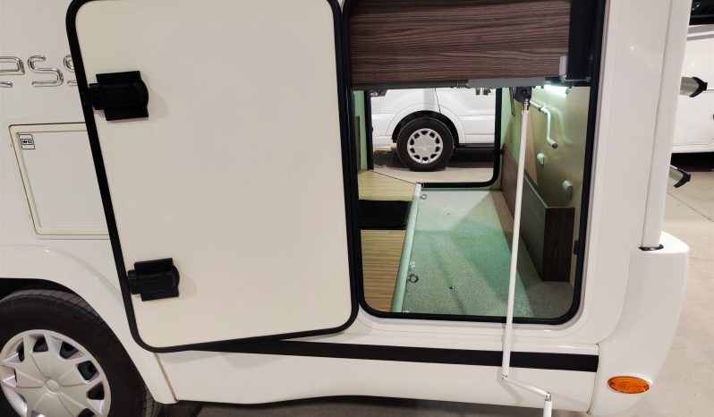 
								BENIMAR TESSORO 440 UP PERFILADA COMPACTA POCOS KMS. lleno									