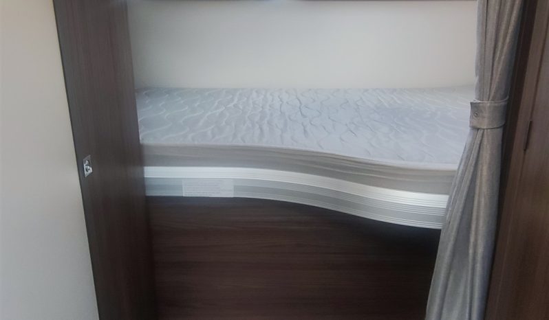 
								BENIMAR TESSORO 440 UP PERFILADA COMPACTA POCOS KMS. lleno									