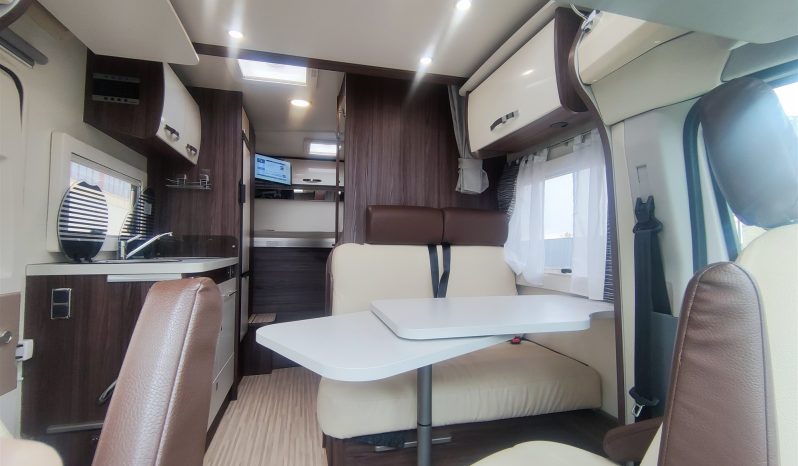 
								BENIMAR TESSORO 440 UP PERFILADA COMPACTA POCOS KMS. lleno									