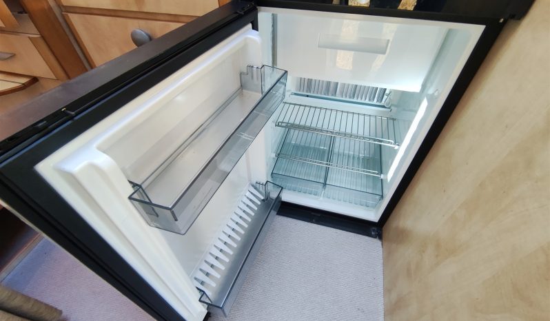 
								AUTOSTAR INTEGRAL GAMA ALTA, CAMA TRANSVERSAL + MALETERO lleno									