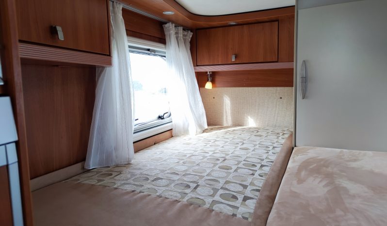 
								HYMER ERIBA 678, 160 CVS. INTEGRAL GAMA ALTA CAMAS PARALELAS lleno									