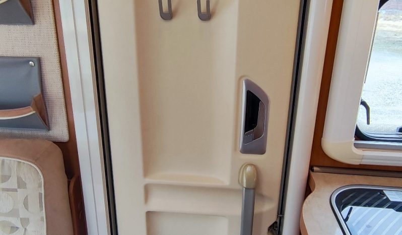 
								HYMER ERIBA 678, 160 CVS. INTEGRAL GAMA ALTA CAMAS PARALELAS lleno									