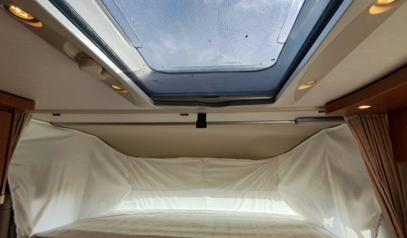 
								HYMER ERIBA 678, 160 CVS. INTEGRAL GAMA ALTA CAMAS PARALELAS lleno									