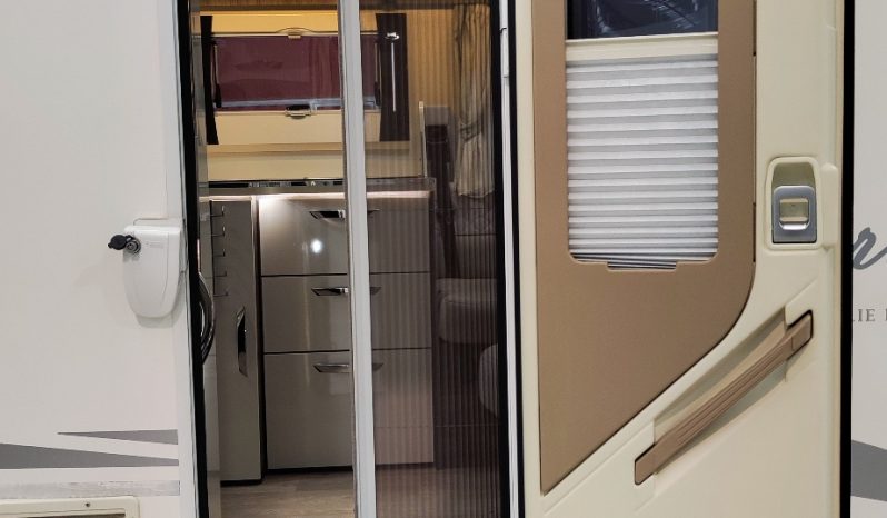 
								MCLOUIS NEVIS 880 SERIE LIMITADA YEARLING 881 INTEGRAL GAMA ALTA CAMA ISLA lleno									