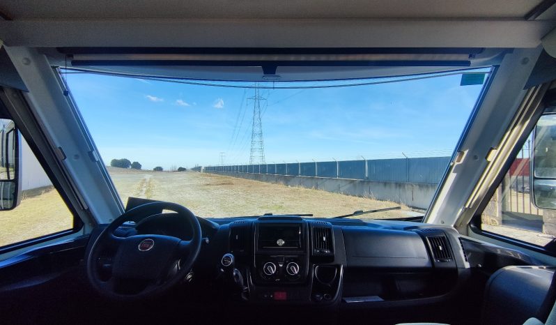 
								MCLOUIS NEVIS 880 SERIE LIMITADA YEARLING 881 INTEGRAL GAMA ALTA CAMA ISLA lleno									