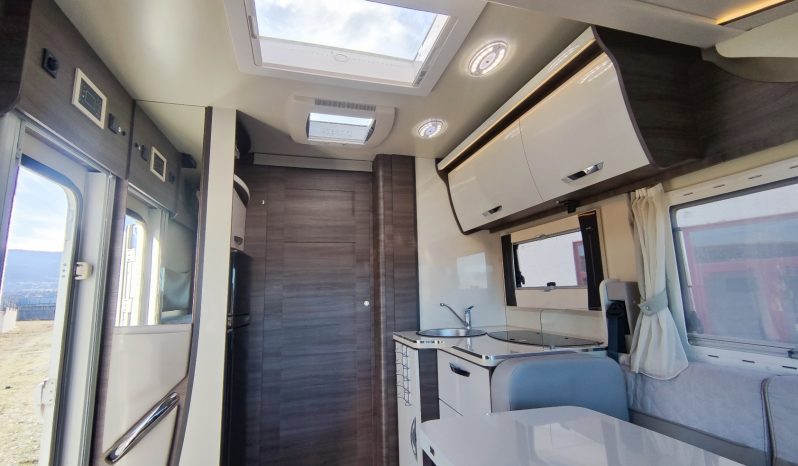 
								MCLOUIS NEVIS 880 SERIE LIMITADA YEARLING 881 INTEGRAL GAMA ALTA CAMA ISLA lleno									