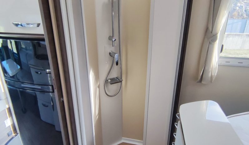 
								MCLOUIS NEVIS 880 SERIE LIMITADA YEARLING 881 INTEGRAL GAMA ALTA CAMA ISLA lleno									