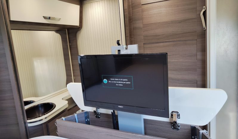 
								MCLOUIS NEVIS 880 SERIE LIMITADA YEARLING 881 INTEGRAL GAMA ALTA CAMA ISLA lleno									