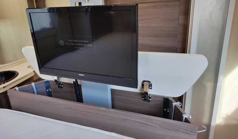 
								MCLOUIS NEVIS 880 SERIE LIMITADA YEARLING 881 INTEGRAL GAMA ALTA CAMA ISLA lleno									