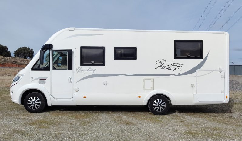 
								MCLOUIS NEVIS 880 SERIE LIMITADA YEARLING 881 INTEGRAL GAMA ALTA CAMA ISLA lleno									