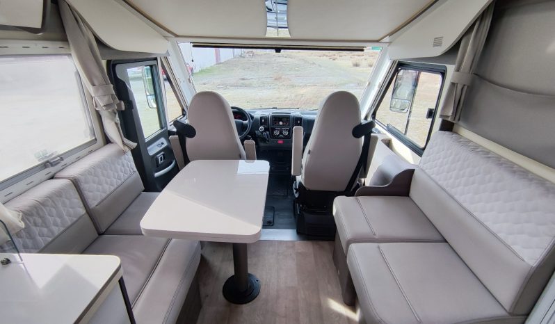 
								MCLOUIS NEVIS 880 SERIE LIMITADA YEARLING 881 INTEGRAL GAMA ALTA CAMA ISLA lleno									