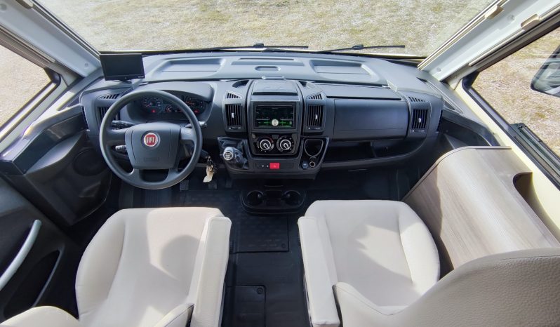 
								MCLOUIS NEVIS 880 SERIE LIMITADA YEARLING 881 INTEGRAL GAMA ALTA CAMA ISLA lleno									