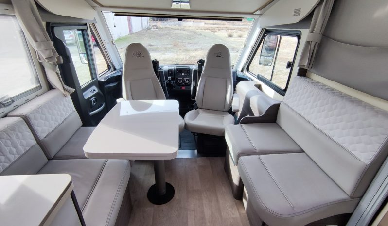 
								MCLOUIS NEVIS 880 SERIE LIMITADA YEARLING 881 INTEGRAL GAMA ALTA CAMA ISLA lleno									