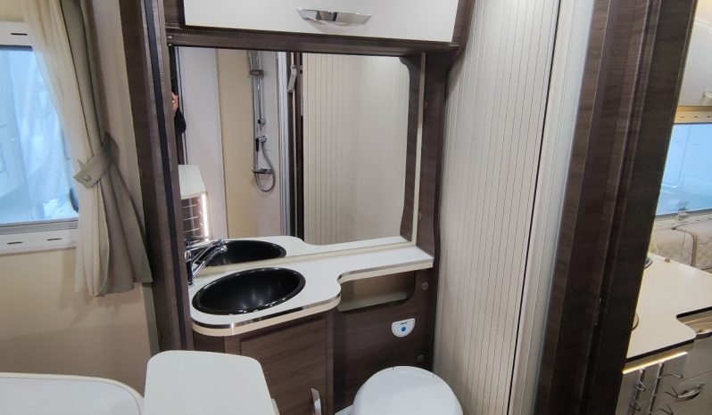 
								MCLOUIS NEVIS 880 SERIE LIMITADA YEARLING 881 INTEGRAL GAMA ALTA CAMA ISLA lleno									