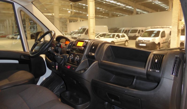 
								FIAT DUCATO 33 2.3 Multijet Furgon medio Alto 140CV lleno									