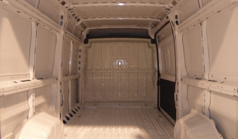 
								FIAT DUCATO 33 2.3 Multijet Furgon medio Alto 140CV lleno									