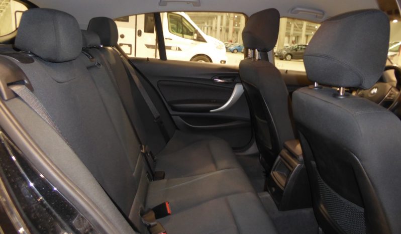 
								BMW Serie 1, 116D 116cv lleno									
