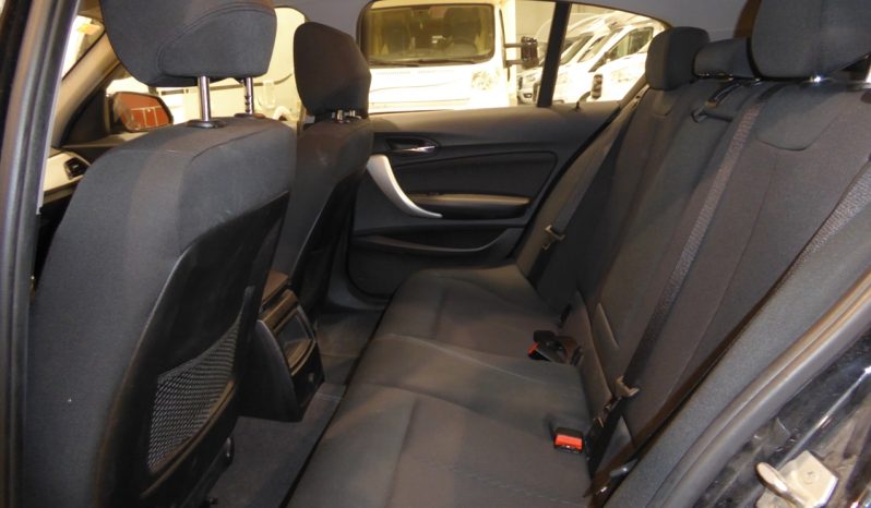 
								BMW Serie 1, 116D 116cv lleno									
