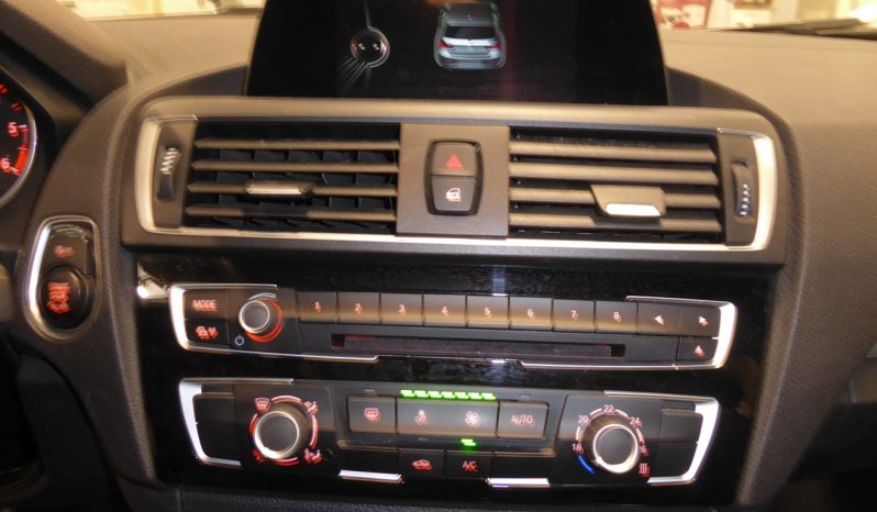 
								BMW Serie 1, 116D 116cv lleno									