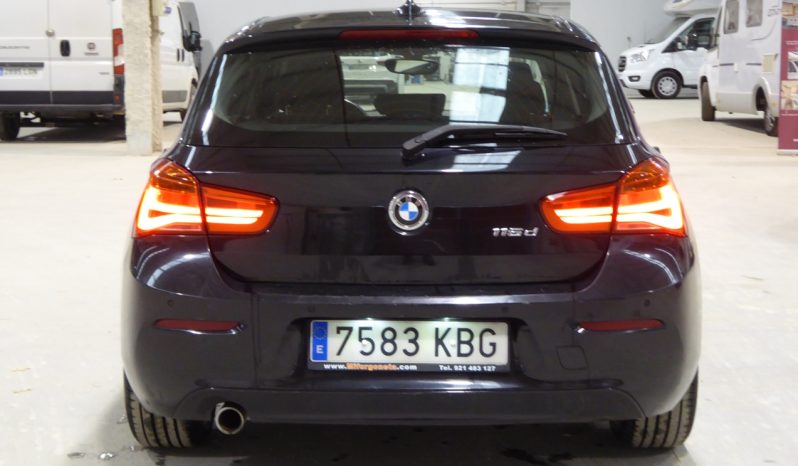 
								BMW Serie 1, 116D 116cv lleno									