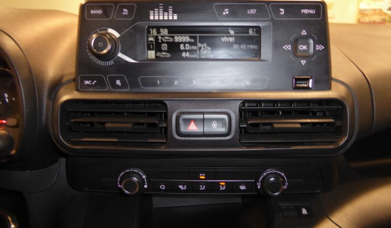 
								CITROEN BERLINGO Talla M BlueHDi 100 CV CONTROL lleno									