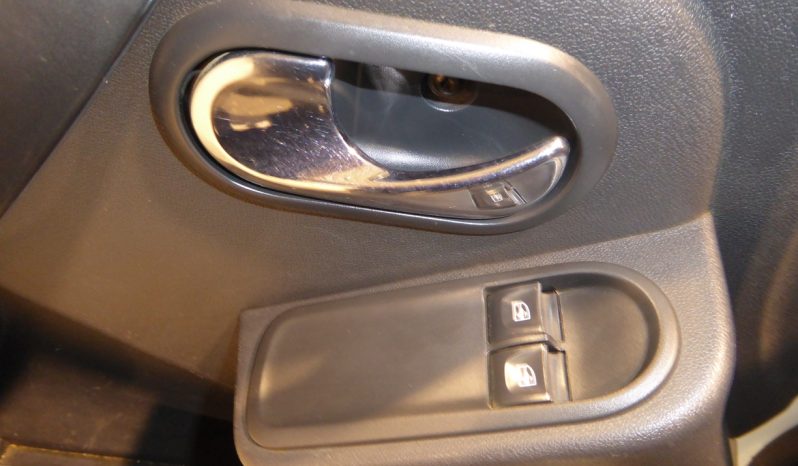 
								Dacia Duster 4X4 Essential Blue dCi 110CV lleno									