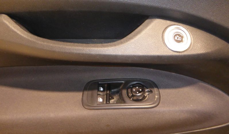 
								FIAT 500 Icon Hb 320km 118CV van 2 plazas lleno									