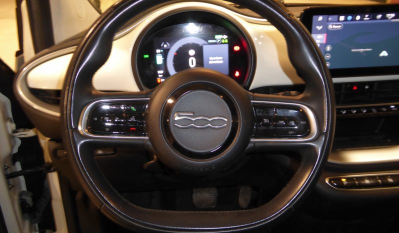 
								FIAT 500 Icon Hb 320km 118CV van 2 plazas lleno									