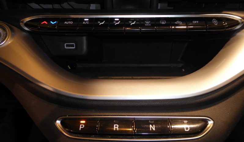 
								FIAT 500 Icon Hb 320km 118CV van 2 plazas lleno									