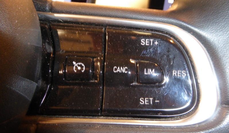 
								FIAT 500 Icon Hb 320km 118CV van 2 plazas lleno									